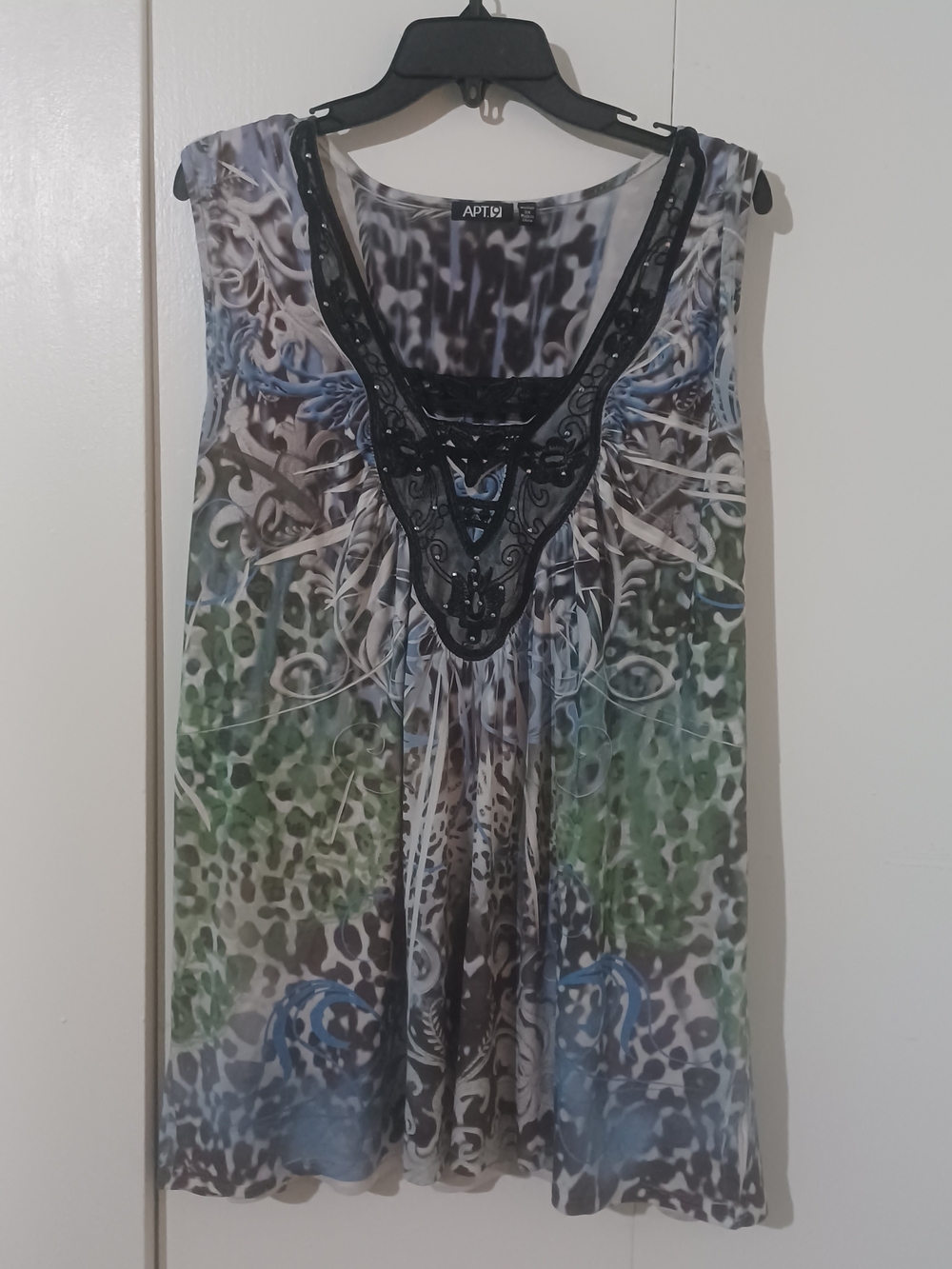 Apt. 9 Multicolor Printed Beaded Sleeveless Tank